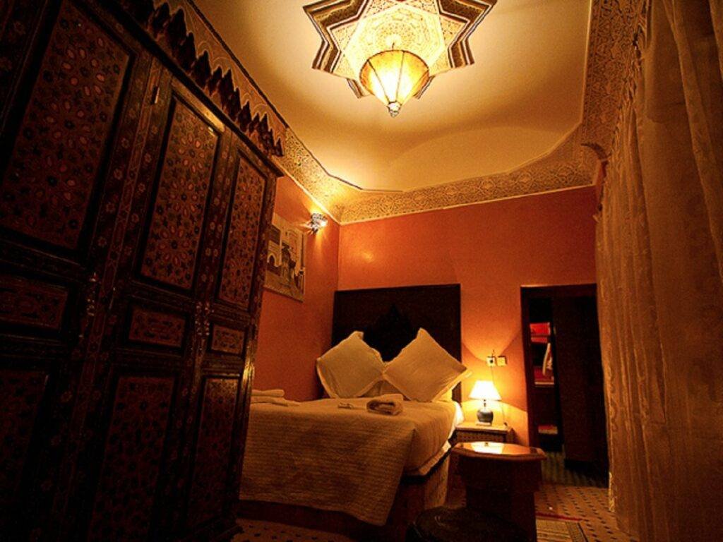 Chambre 2 personnes avec lit double, Riad Layalina Fes