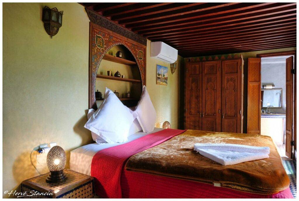 Chambre supérieure 2 à 3 personnes Hôtel Riad Layalina Fes