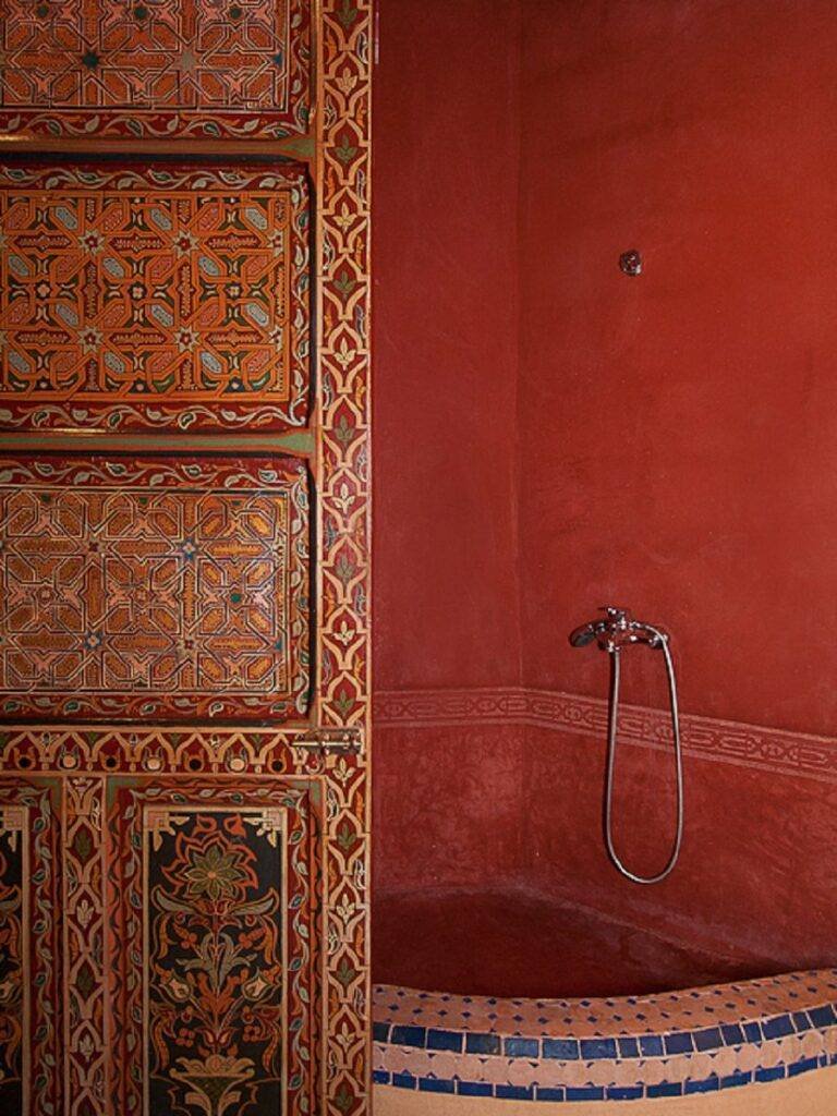 Douche de la suite 4/6 personnes au Riad Layalina Fes