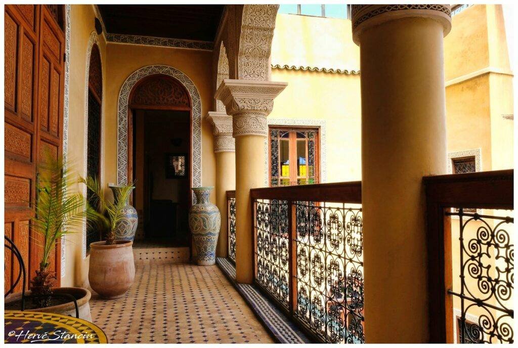 Hotel Riad Layalina Fes, suite corridor