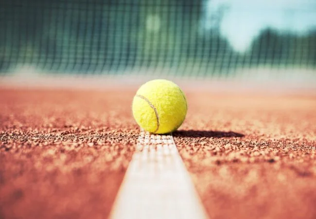 Play tennis in Fes